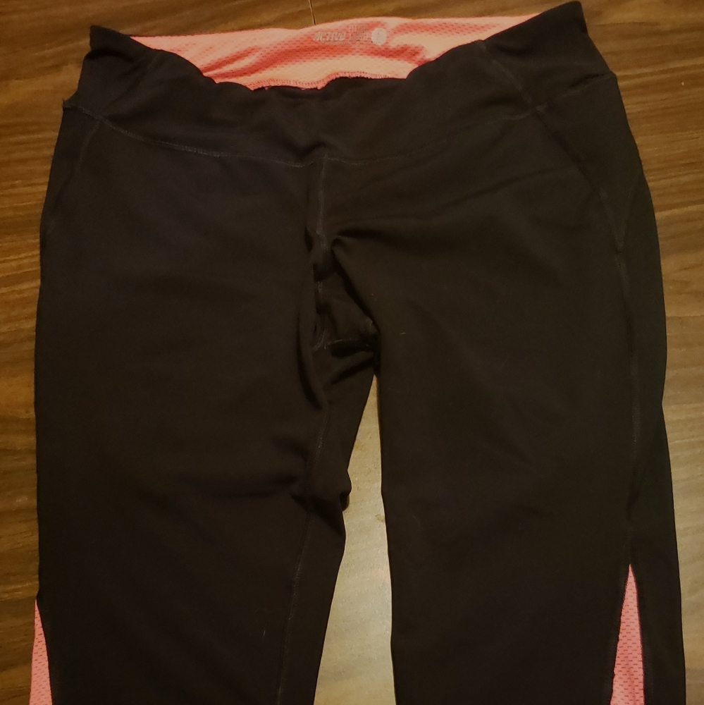 Active capri